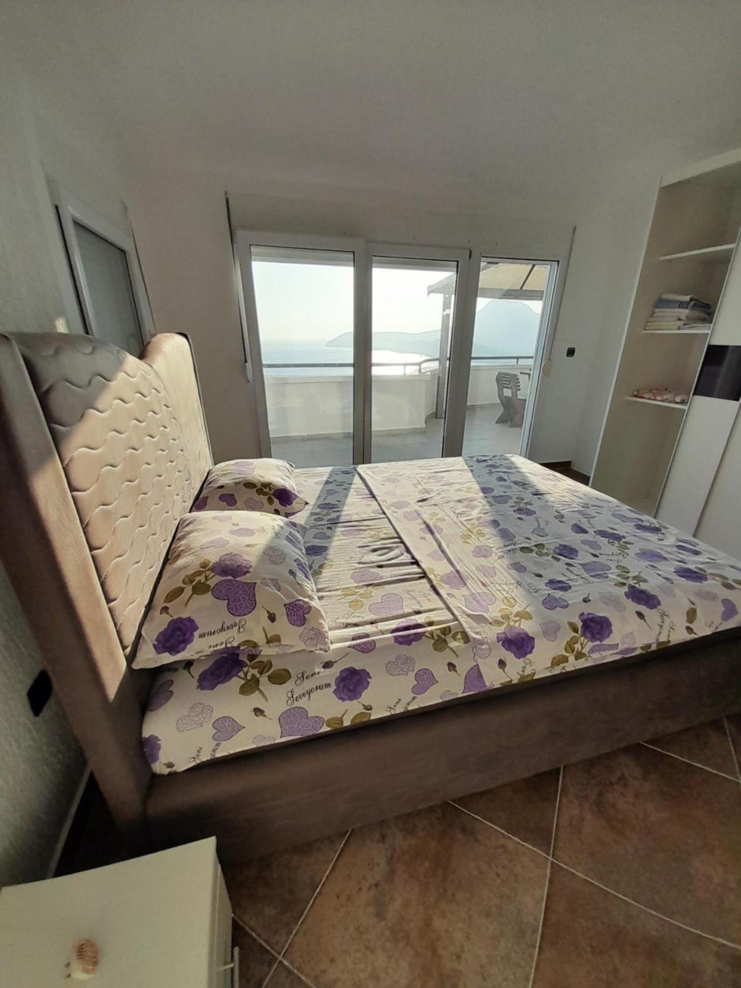 Apartmani Buena Vista بار المظهر الخارجي الصورة