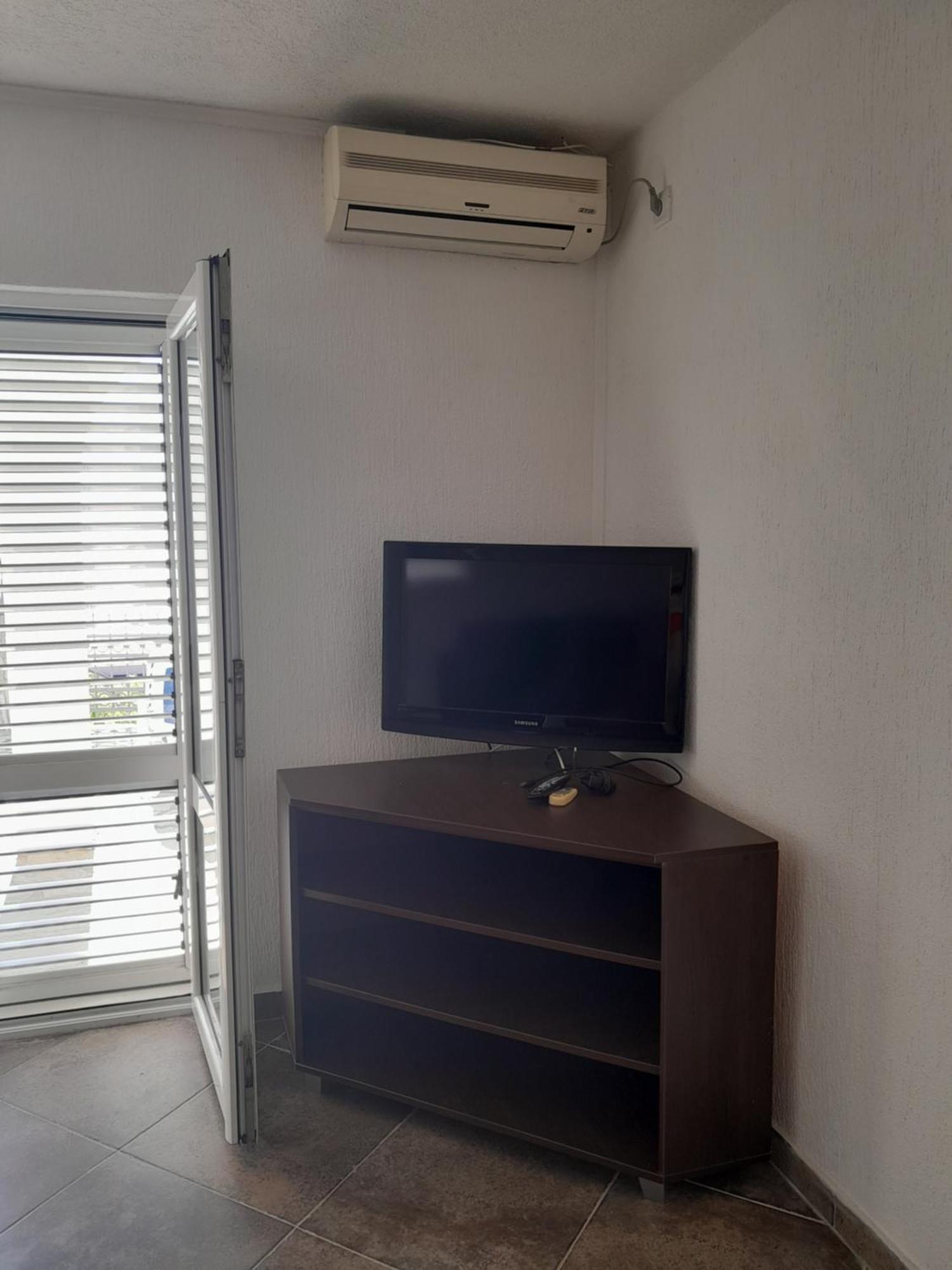 Apartmani Buena Vista بار المظهر الخارجي الصورة