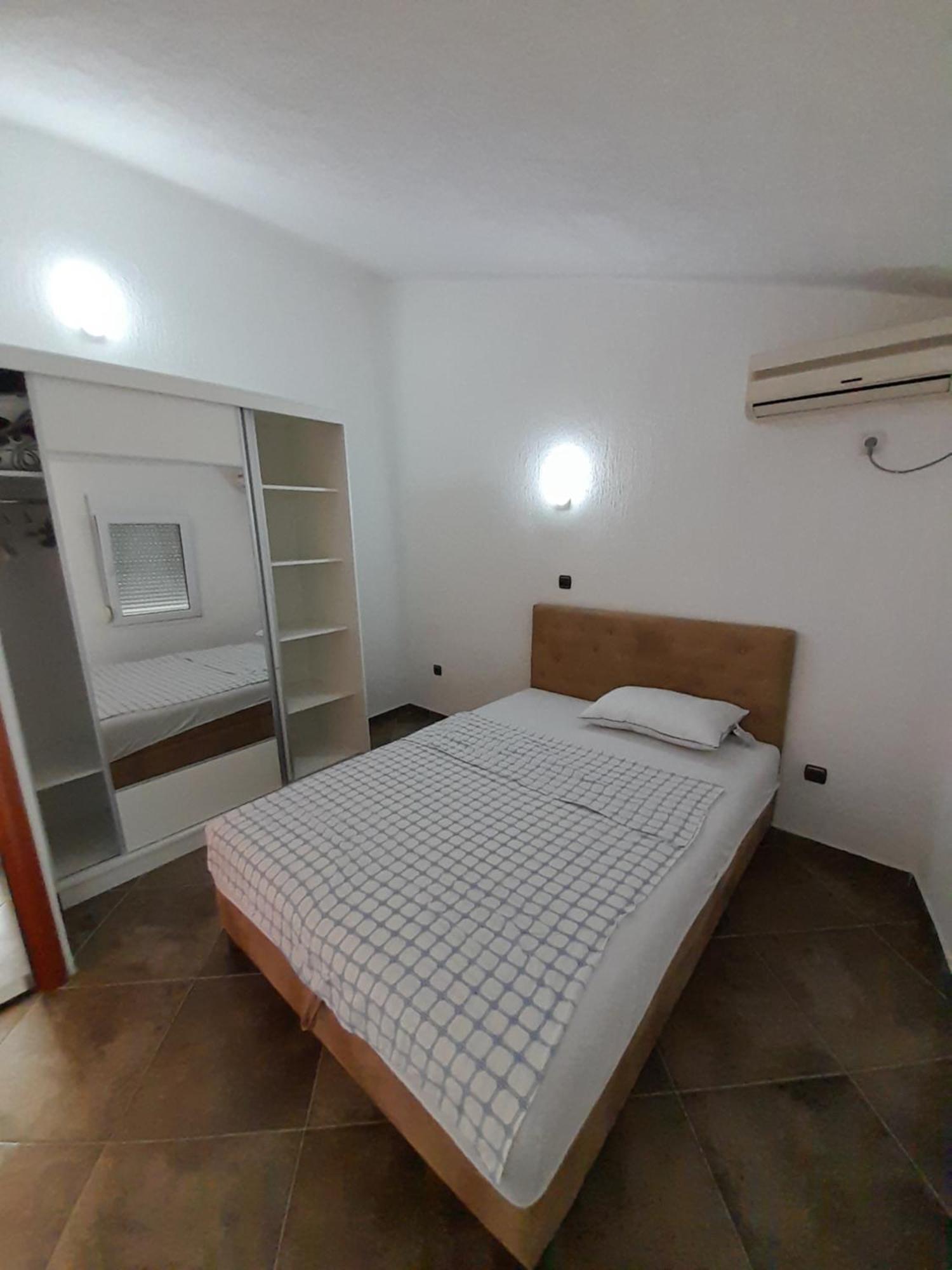 Apartmani Buena Vista بار المظهر الخارجي الصورة